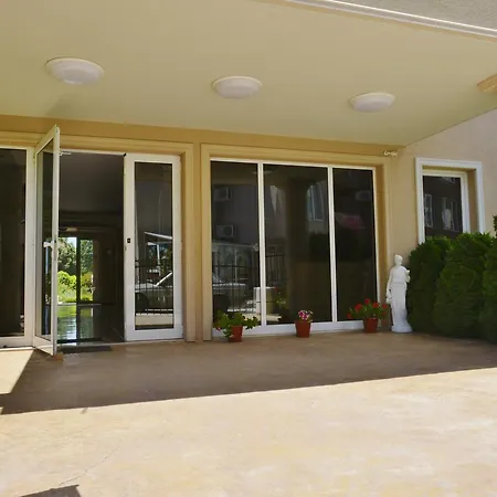 Vip Zone Aparthotel Nesebar