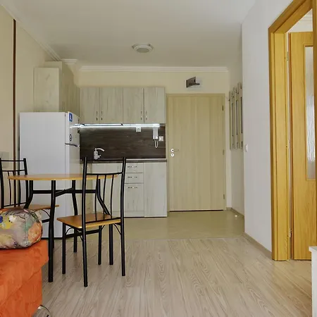 Vip Zone Aparthotel