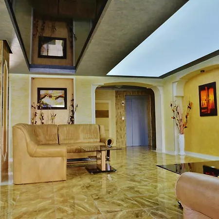 Vip Zone Aparthotel