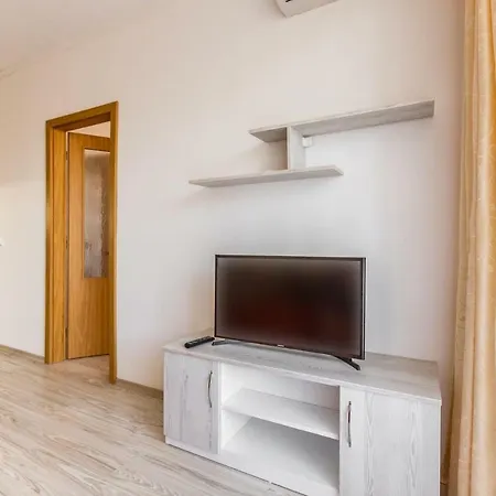 Vip Zone Aparthotel 3*